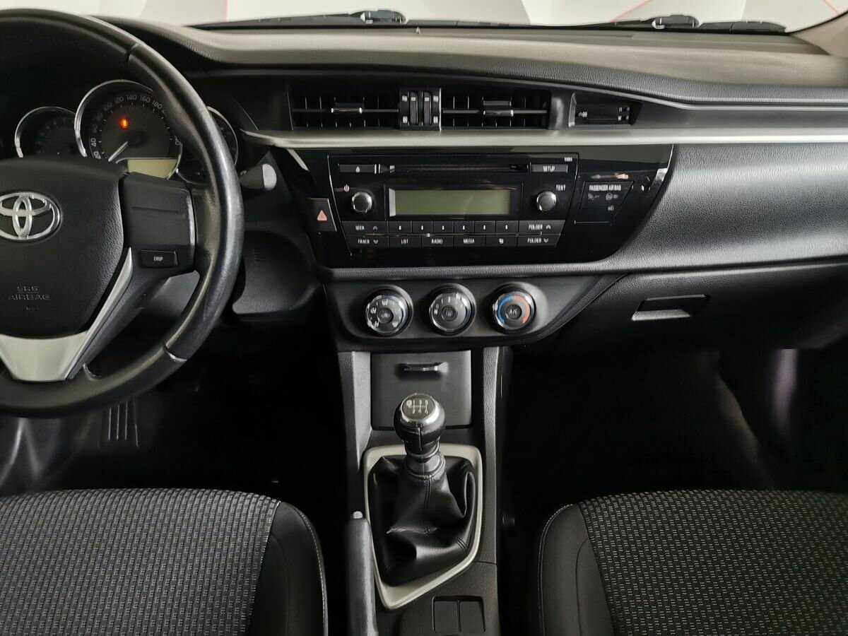 Toyota Corolla 2013 года с пробегом. Фото: #10