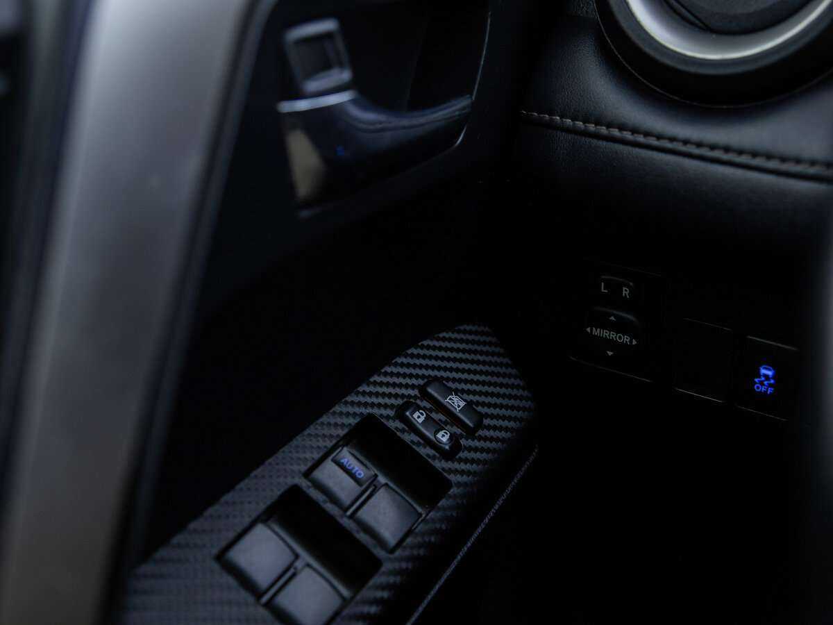 Toyota RAV4 2013 года с пробегом. Фото: #11