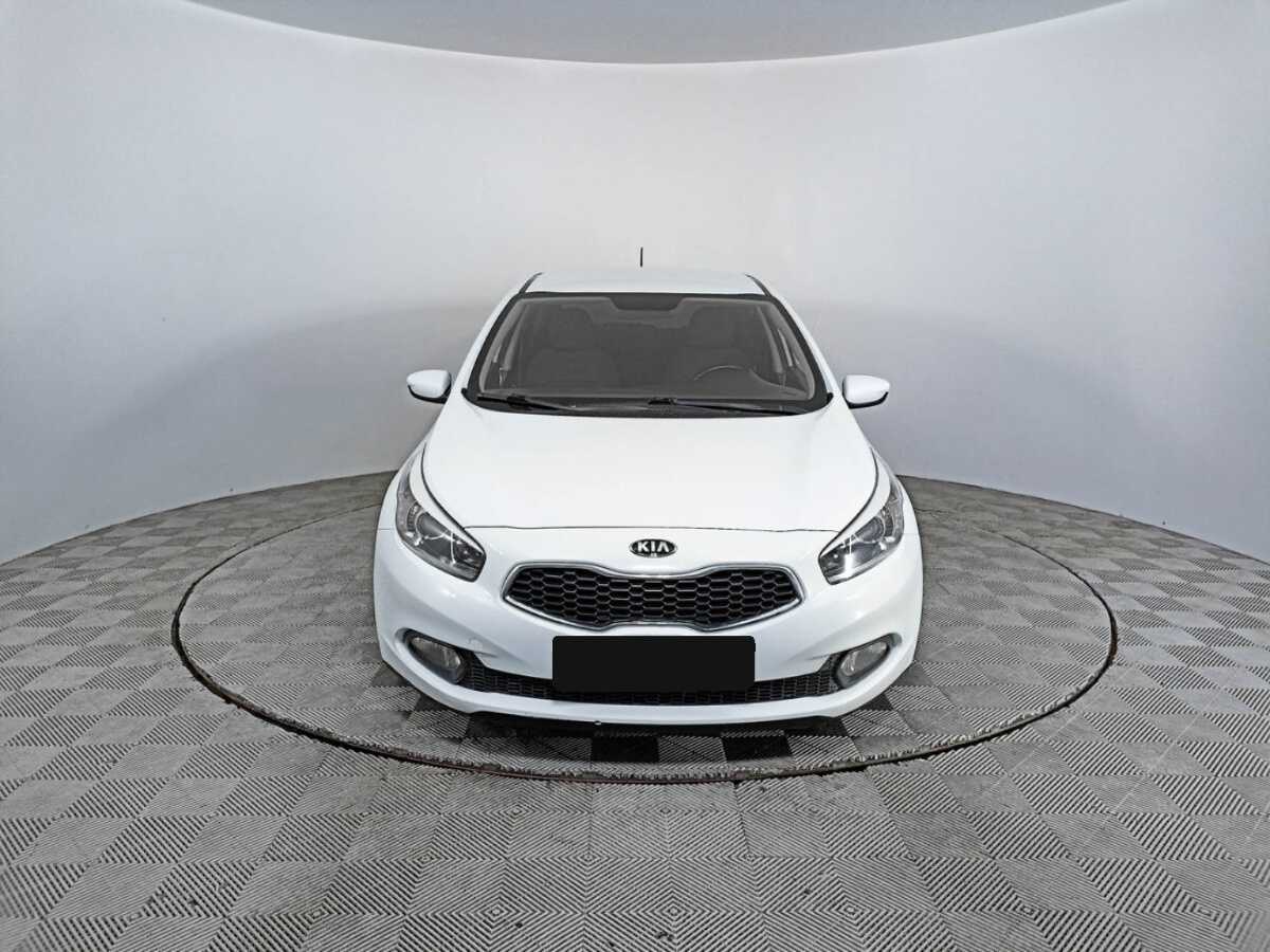 Kia Ceed 2014 года с пробегом. Фото: #1