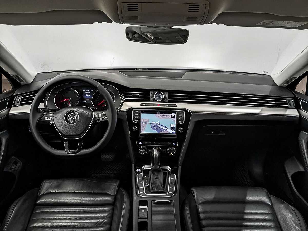 Volkswagen Passat 2015 года с пробегом. Фото: #13
