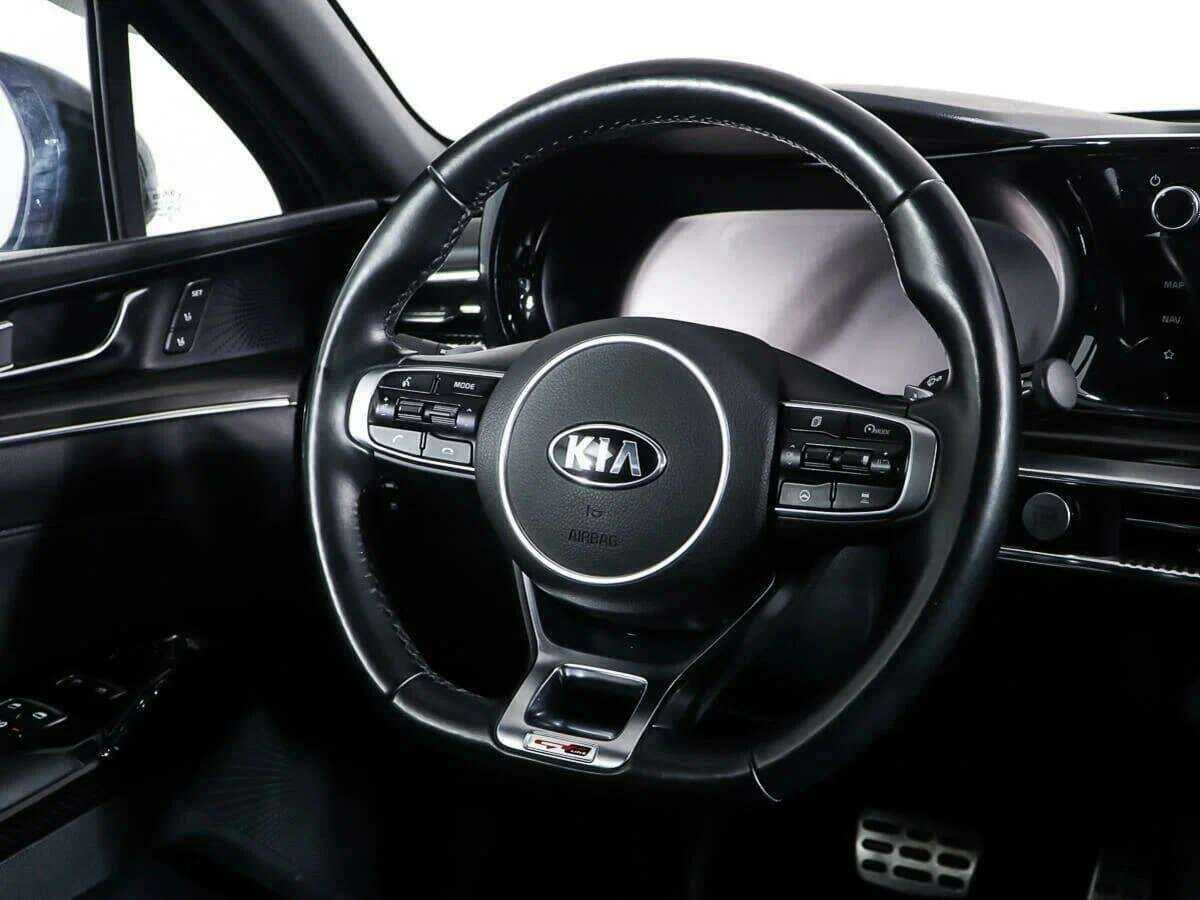 Kia K5 2021 года с пробегом. Фото: #14