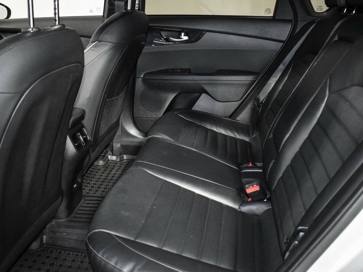 Kia Cerato 2022 года с пробегом. Фото: #12