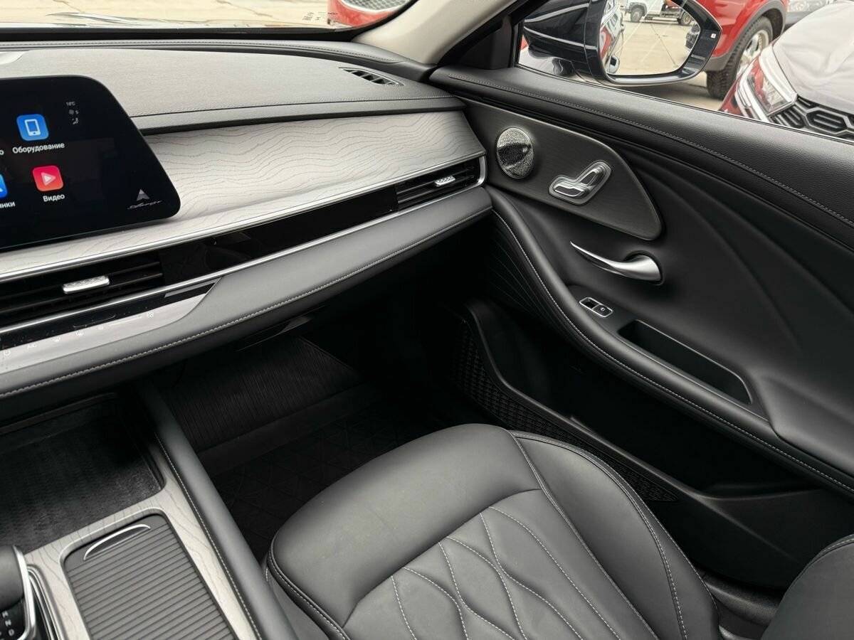 Chery Arrizo 8 2024 года с пробегом. Фото: #30