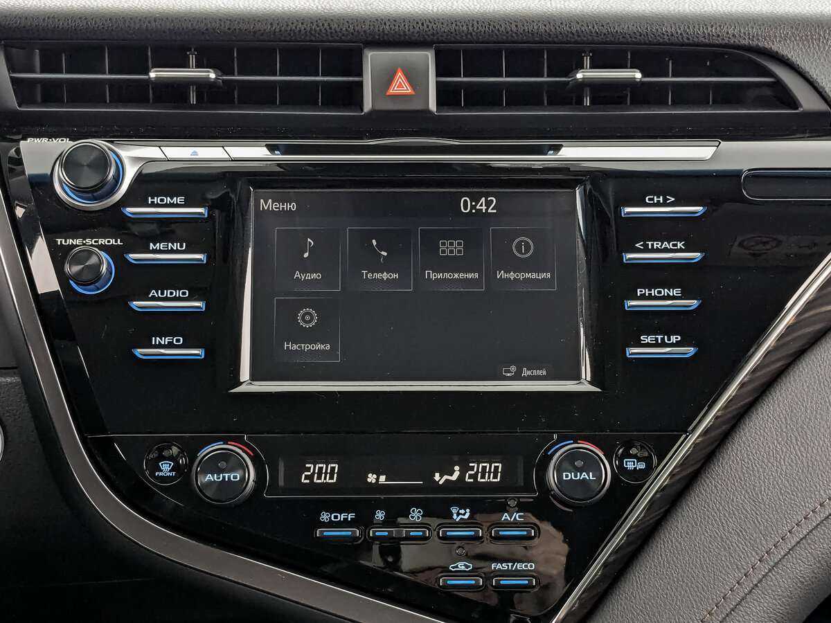 Toyota Camry 2018 года с пробегом. Фото: #12