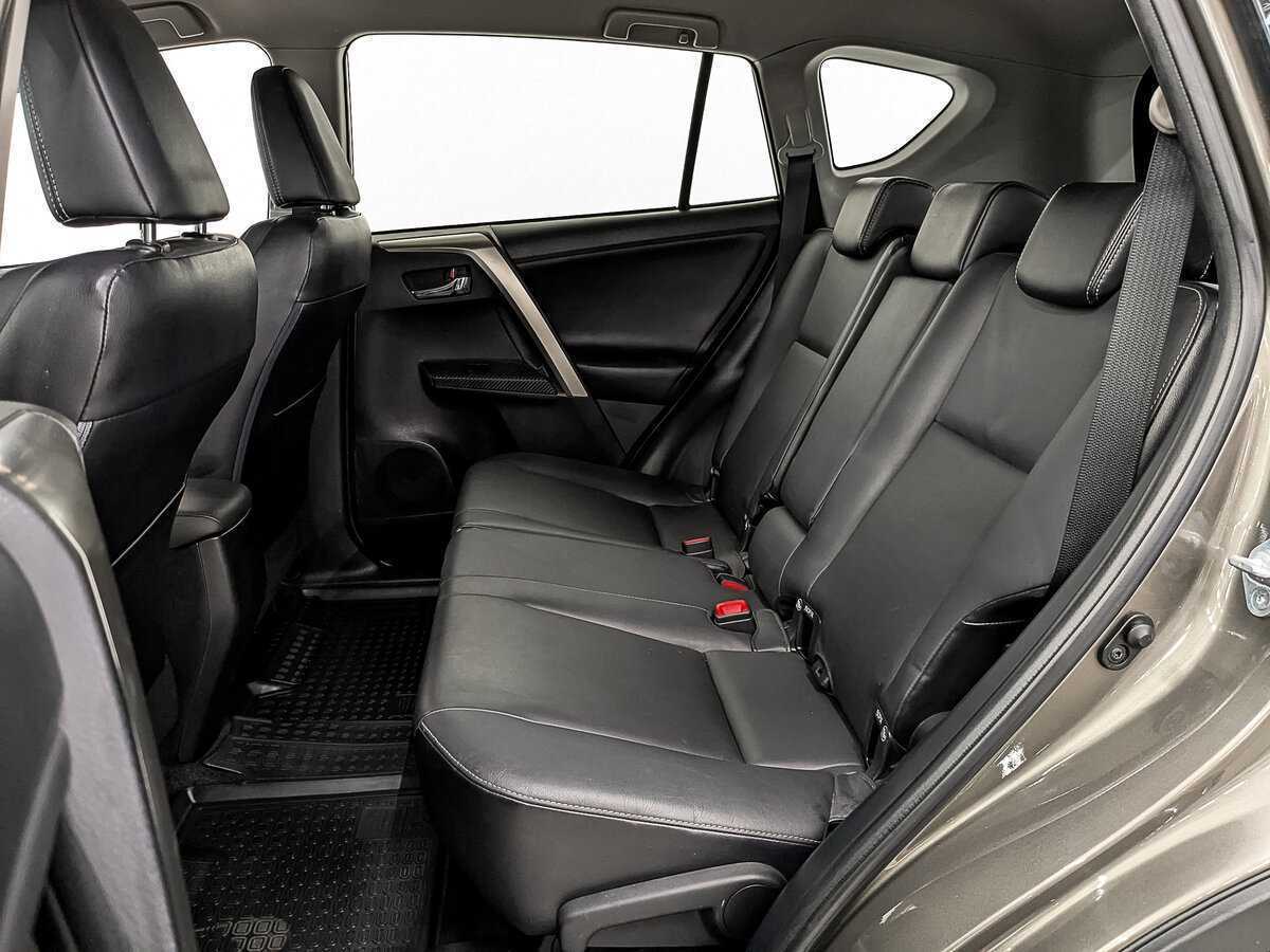 Toyota RAV4 2014 года с пробегом. Фото: #17