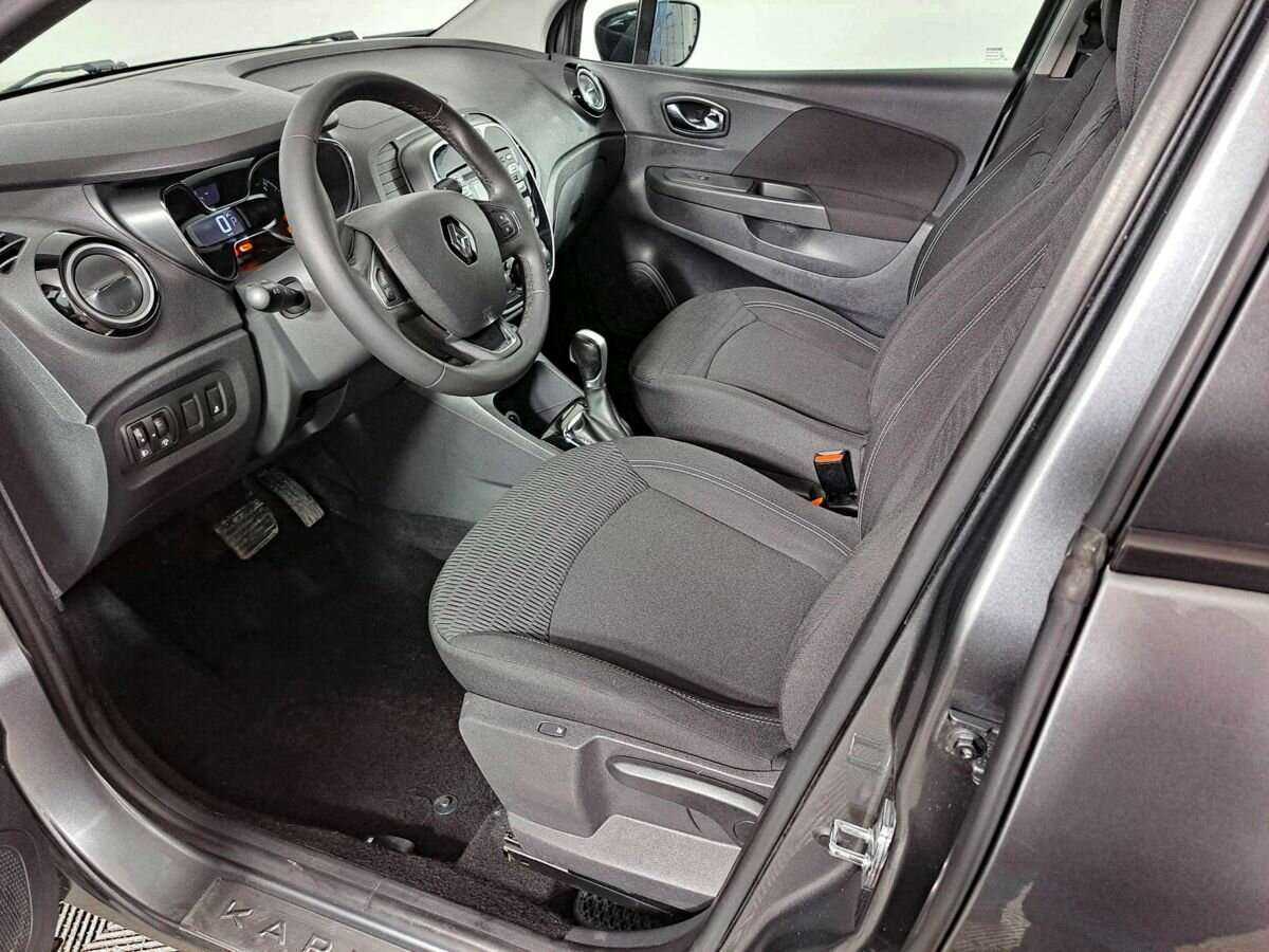 Renault Kaptur 2017 года с пробегом. Фото: #13