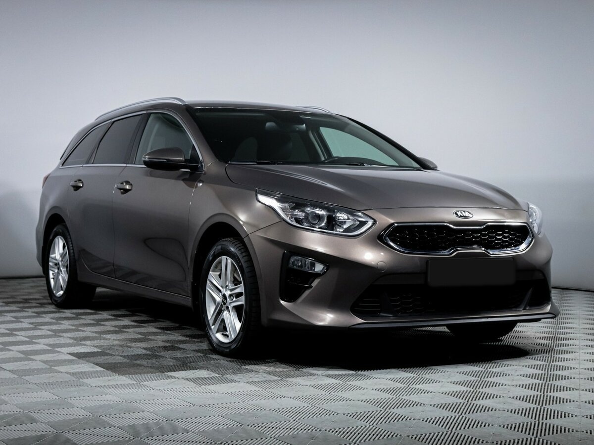 Kia Ceed 2020 года с пробегом. Фото: #2