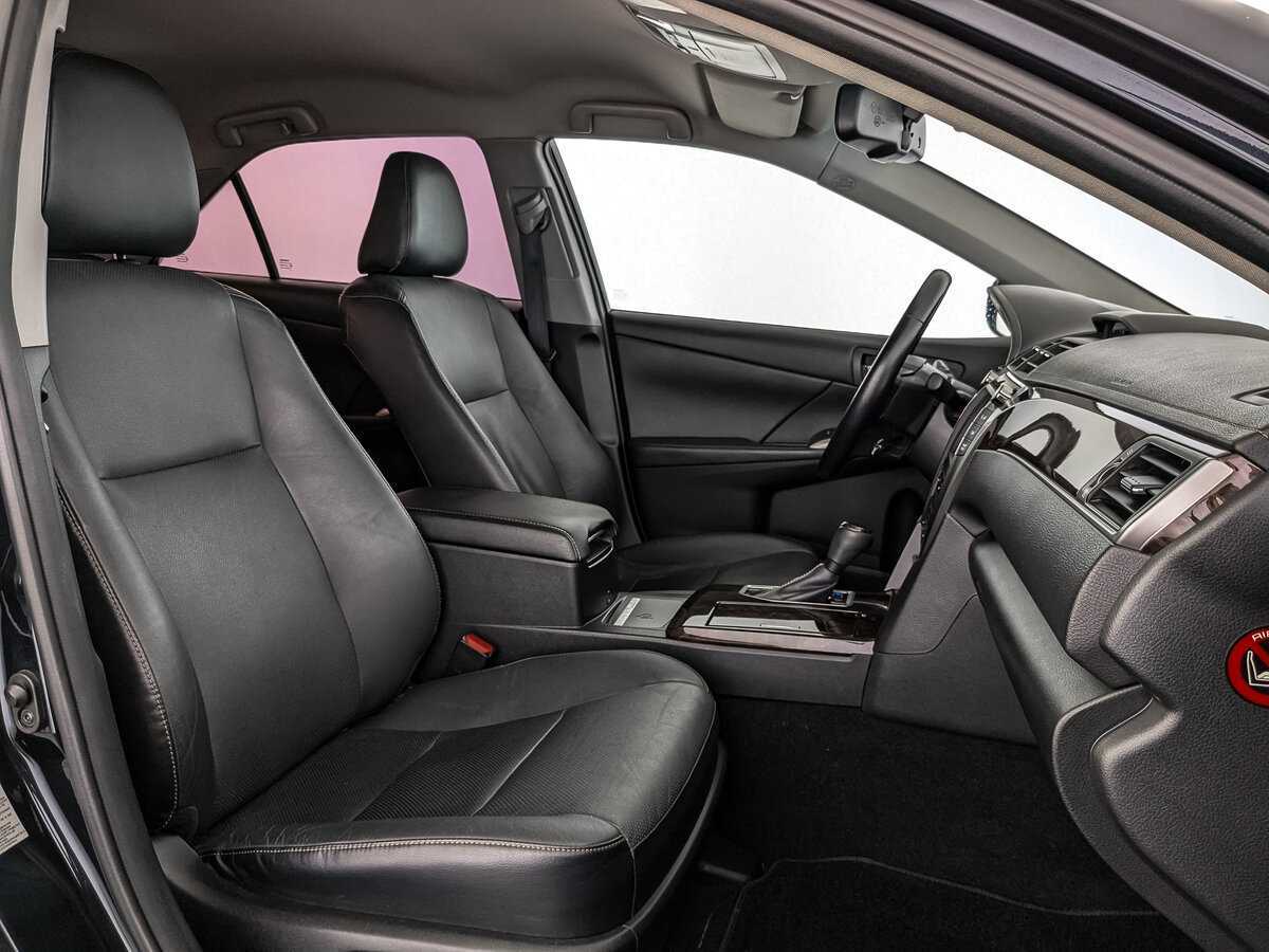 Toyota Camry 2016 года с пробегом. Фото: #19