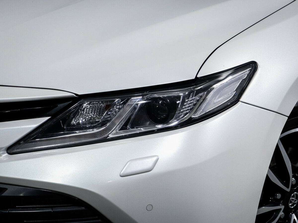 Toyota Camry 2020 года с пробегом. Фото: #12