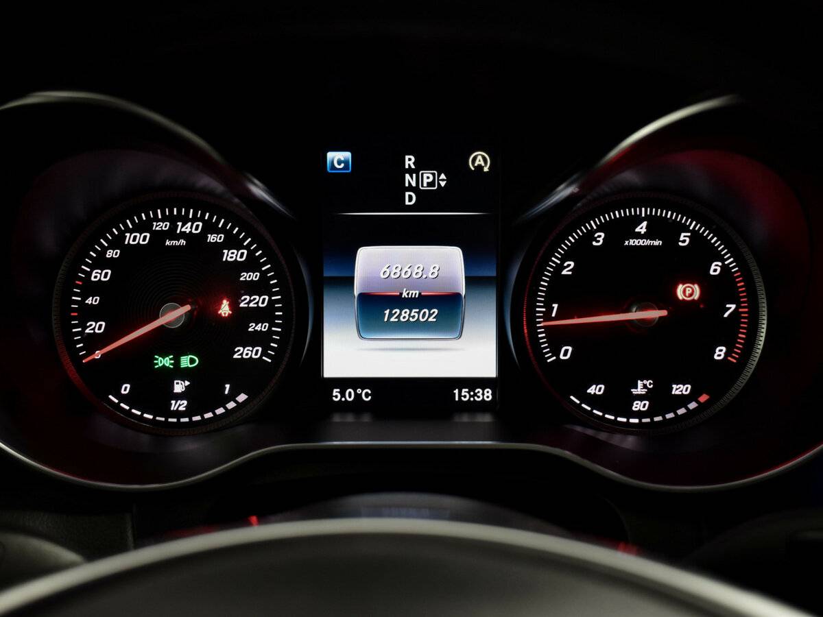 Mercedes-Benz C-Класс 2015 года с пробегом. Фото: #16