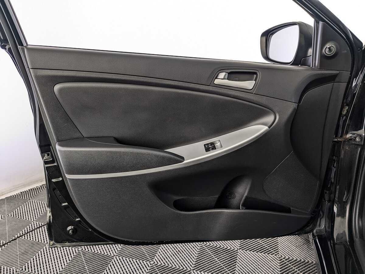 Hyundai Solaris 2013 года с пробегом. Фото: #14