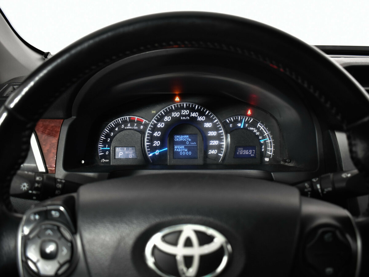 Toyota Camry 2013 года с пробегом. Фото: #11