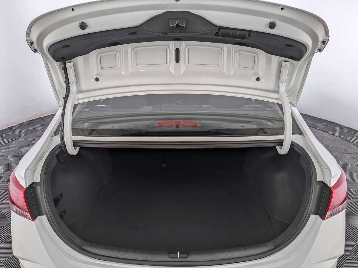 Hyundai Solaris 2022 года с пробегом. Фото: #9