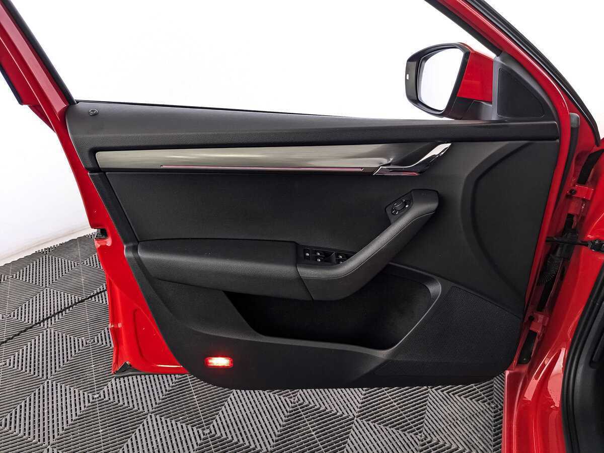 Skoda Octavia 2018 года с пробегом. Фото: #13