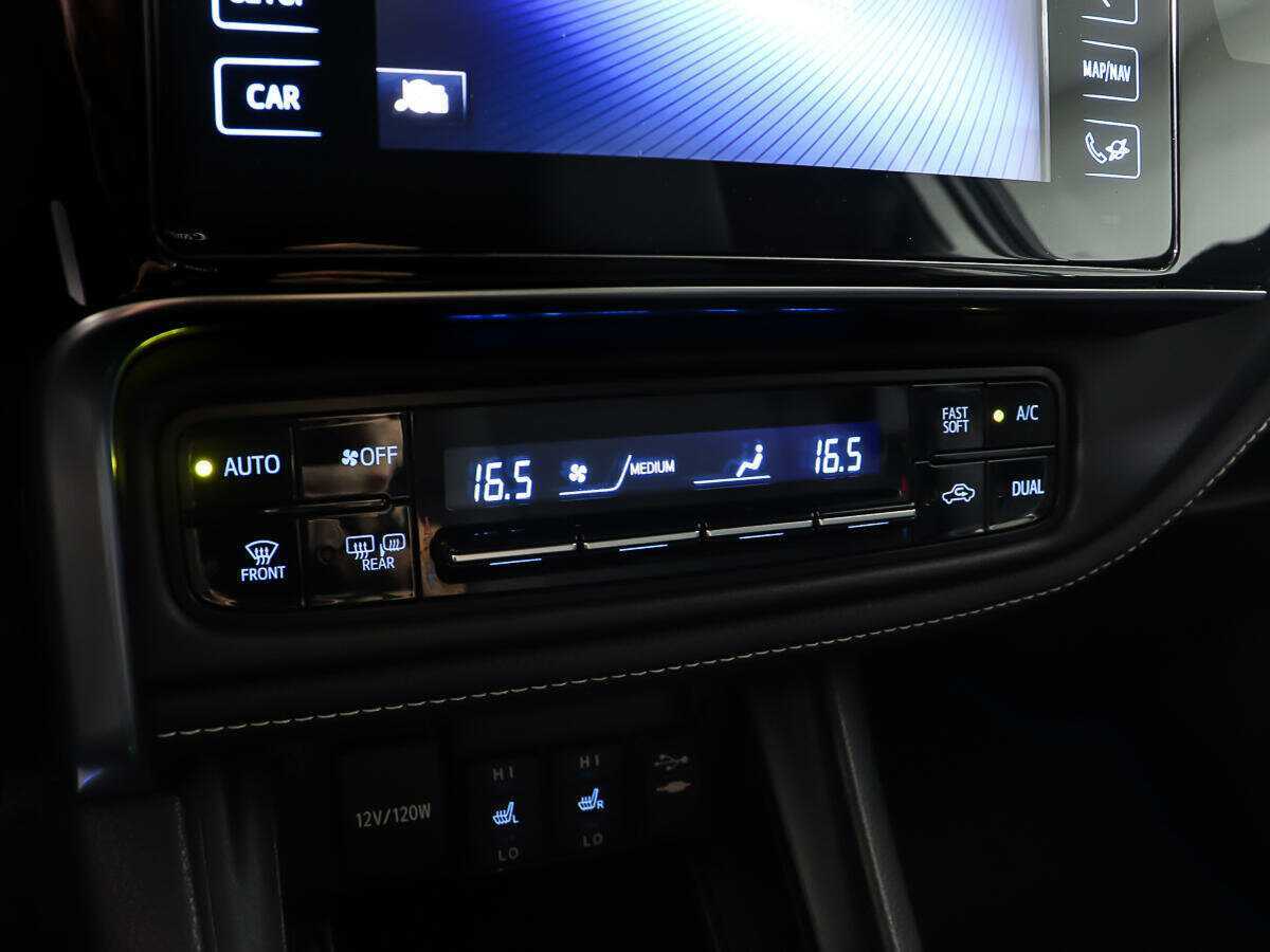 Toyota Corolla 2017 года с пробегом. Фото: #14