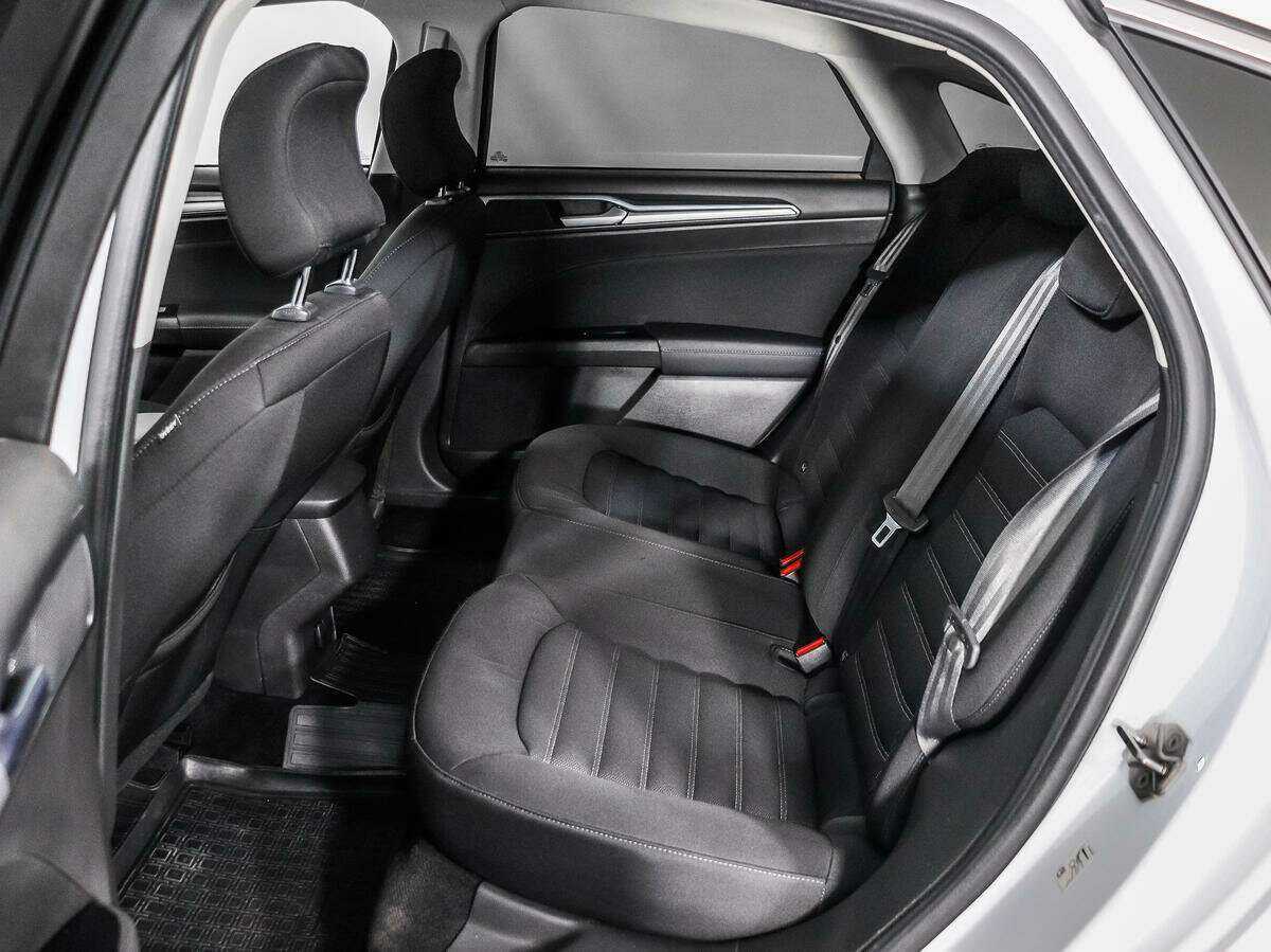 Ford Mondeo 2016 года с пробегом. Фото: #9