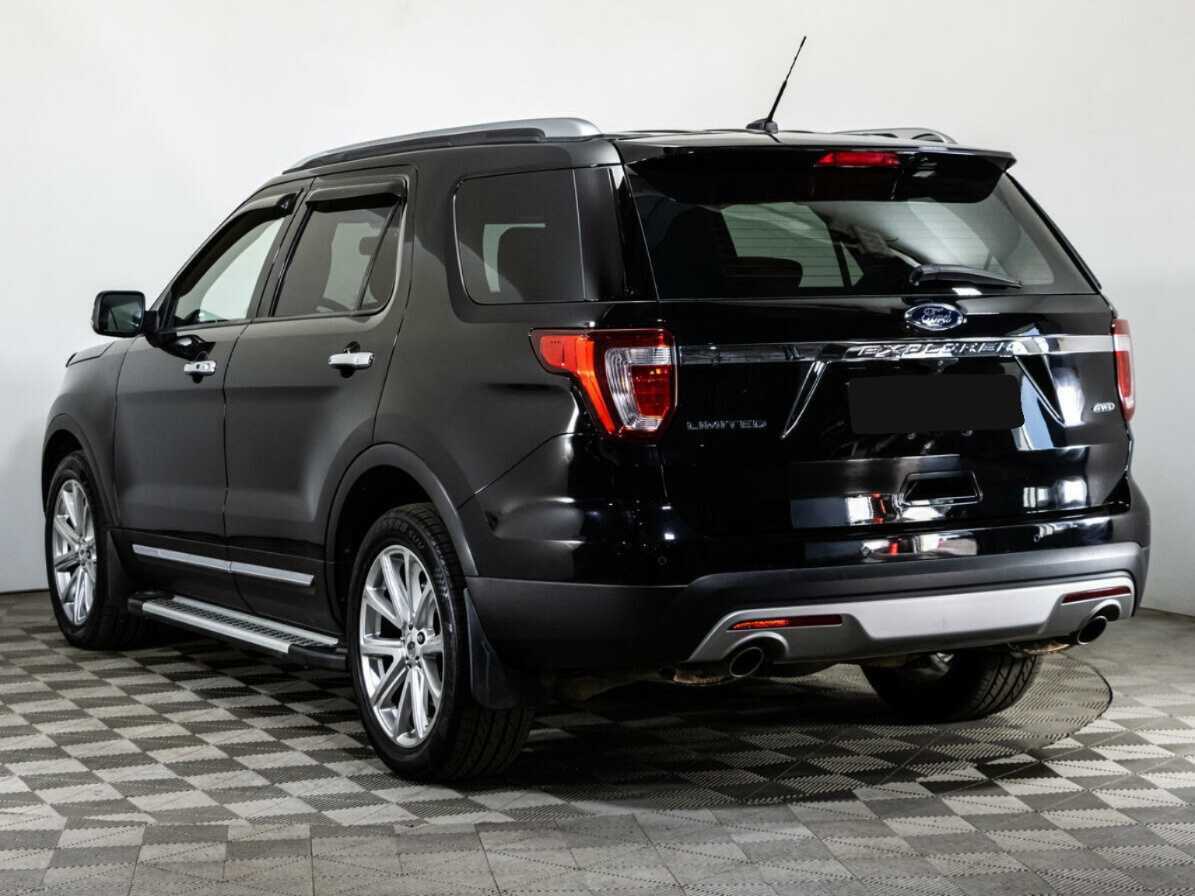 Ford Explorer 2016 года с пробегом. Фото: #3