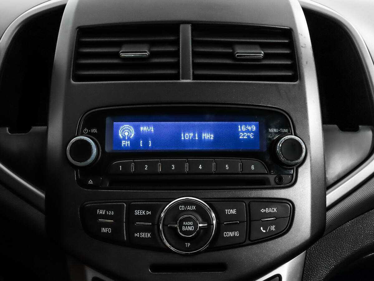 Chevrolet Aveo 2014 года с пробегом. Фото: #12