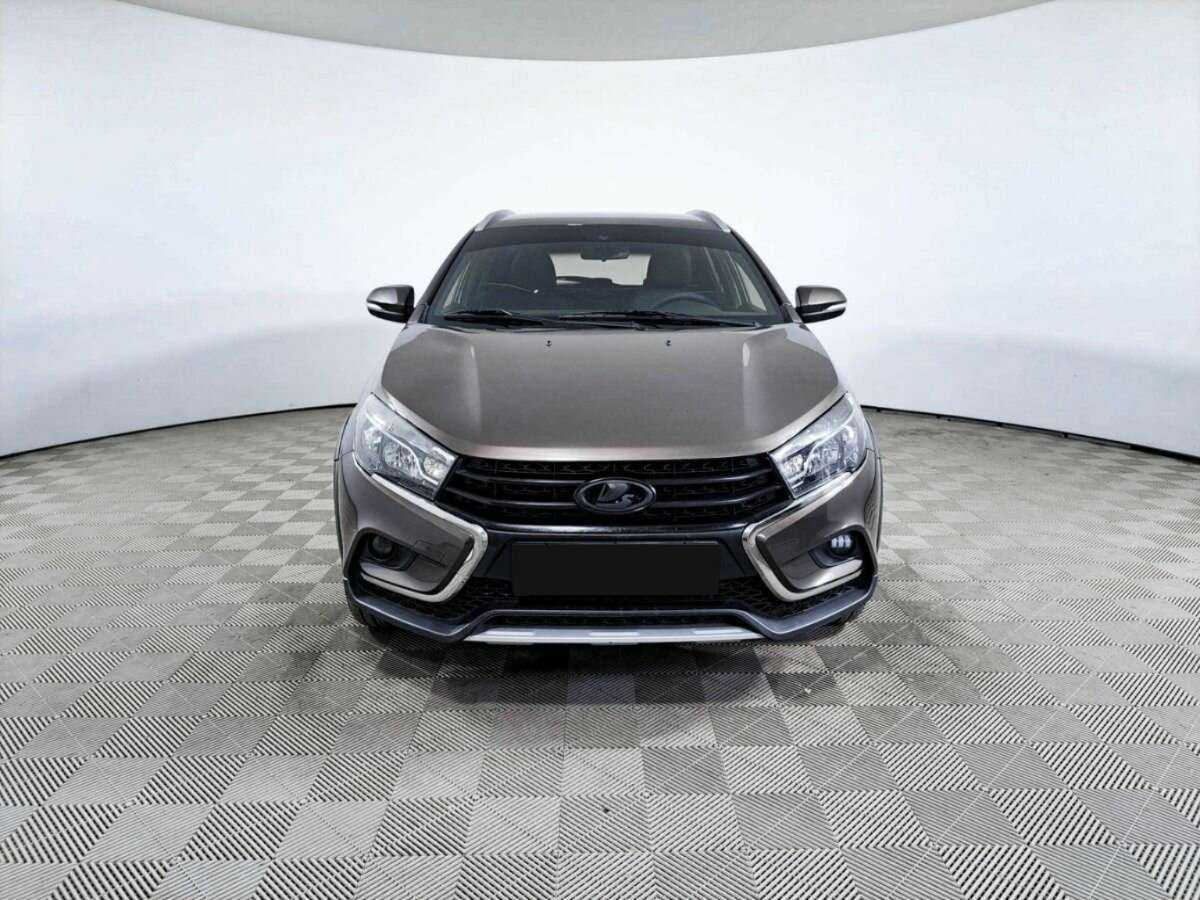 Lada (ВАЗ) Vesta 2017 года с пробегом. Фото: #1