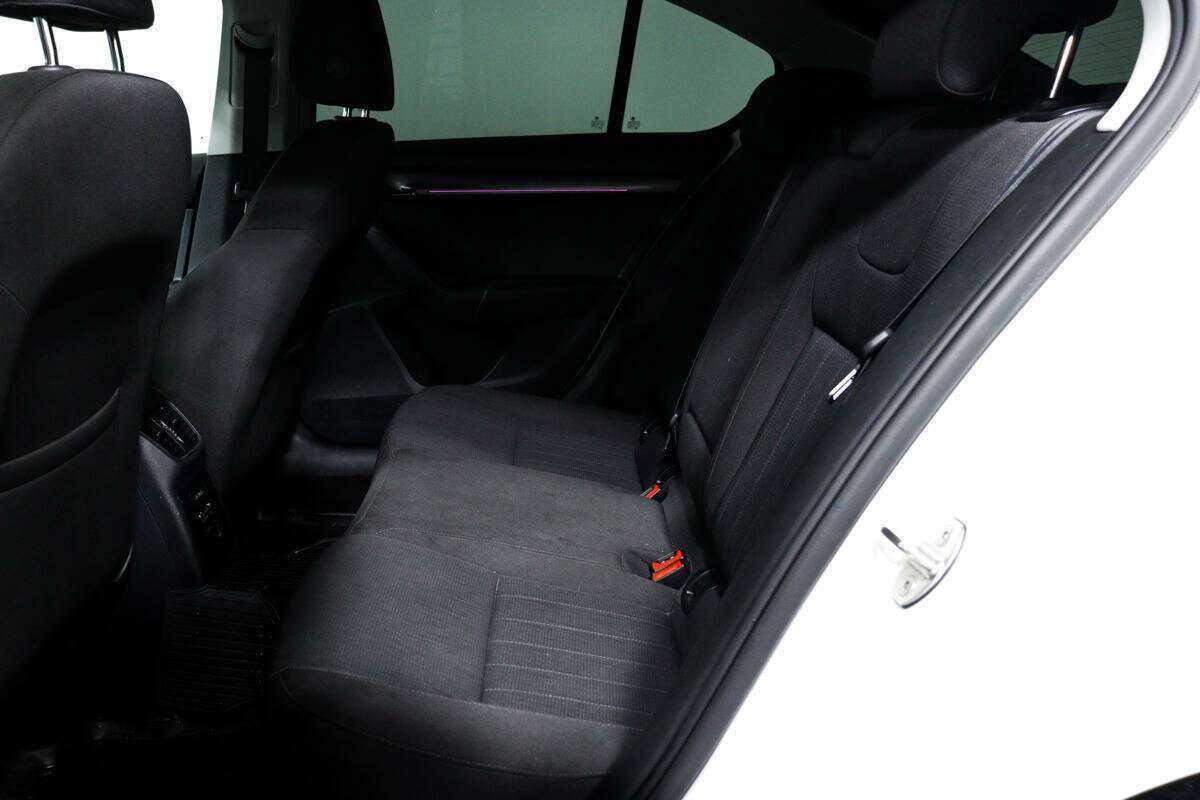 Skoda Octavia 2018 года с пробегом. Фото: #11