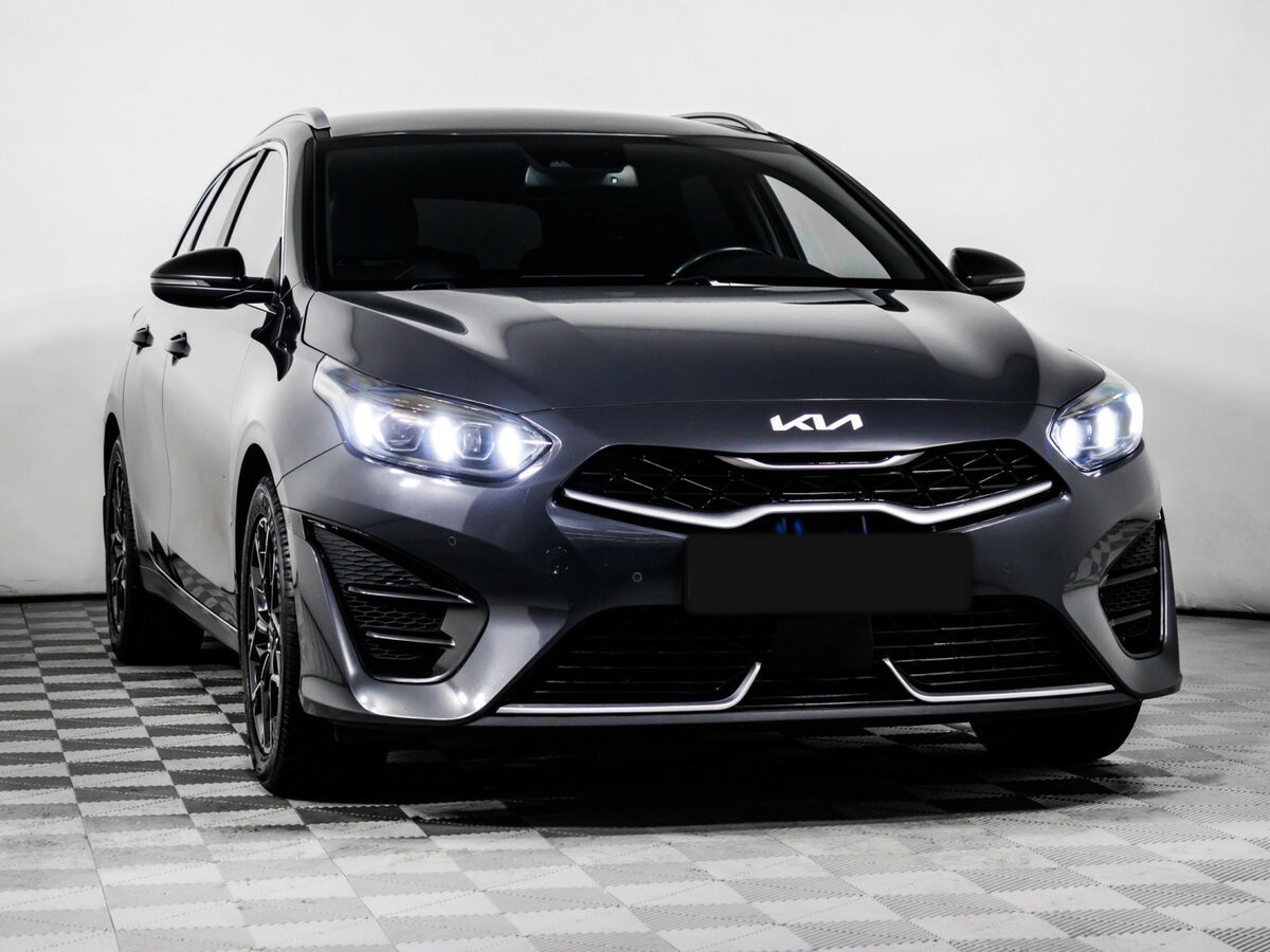 Kia Ceed 2021 года с пробегом. Фото: #2