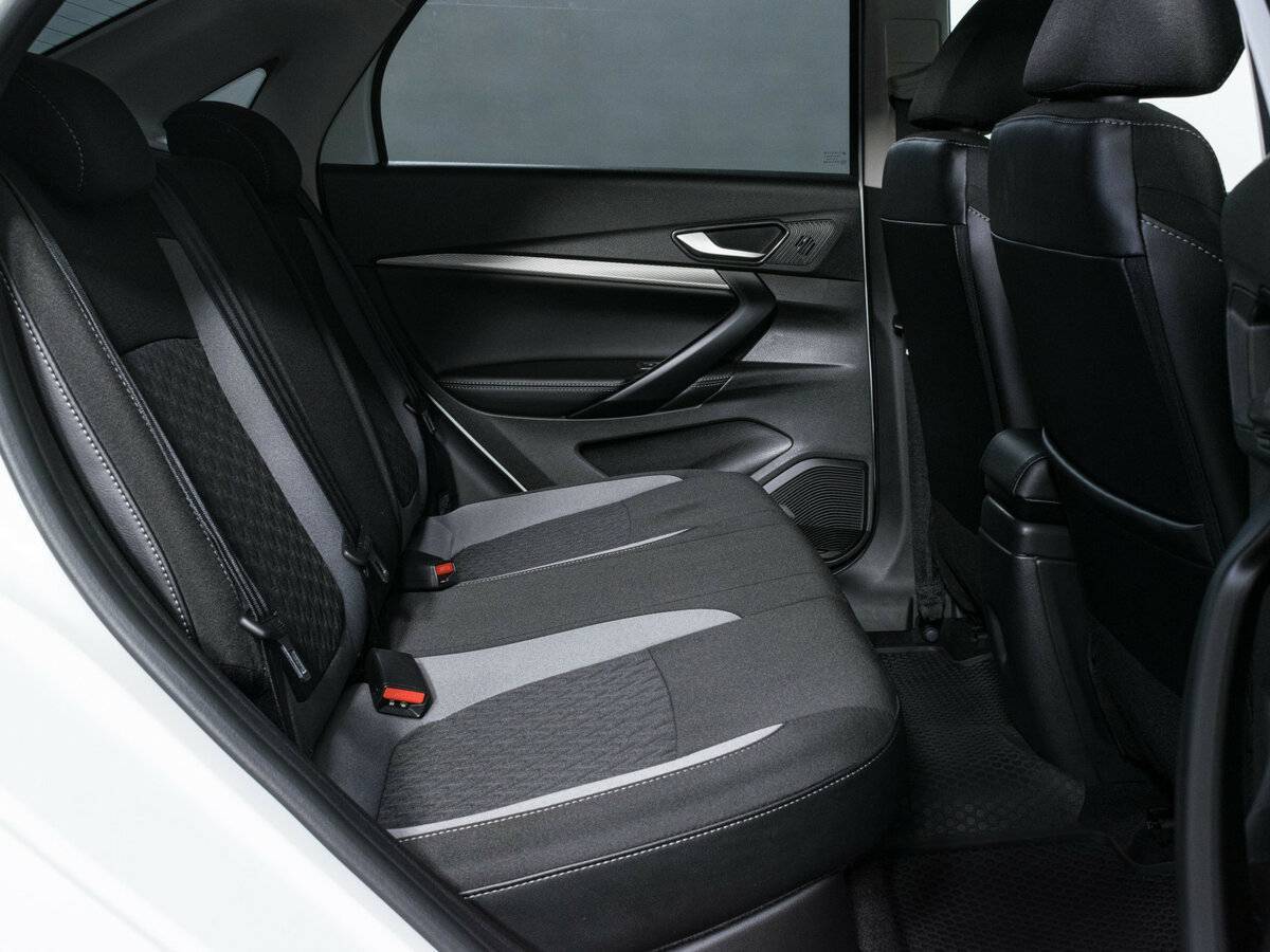 Lada (ВАЗ) Vesta 2024 года с пробегом. Фото: #9