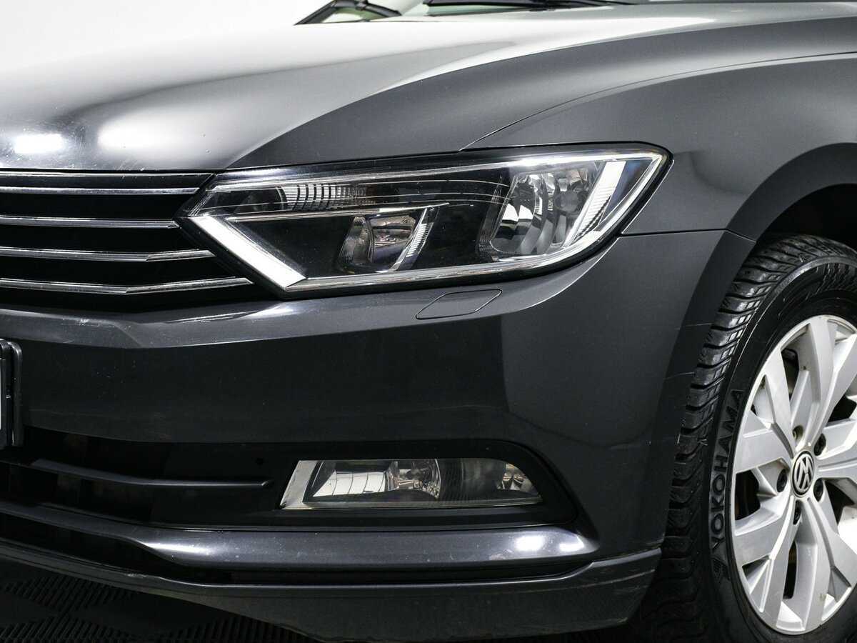Volkswagen Passat 2017 года с пробегом. Фото: #9