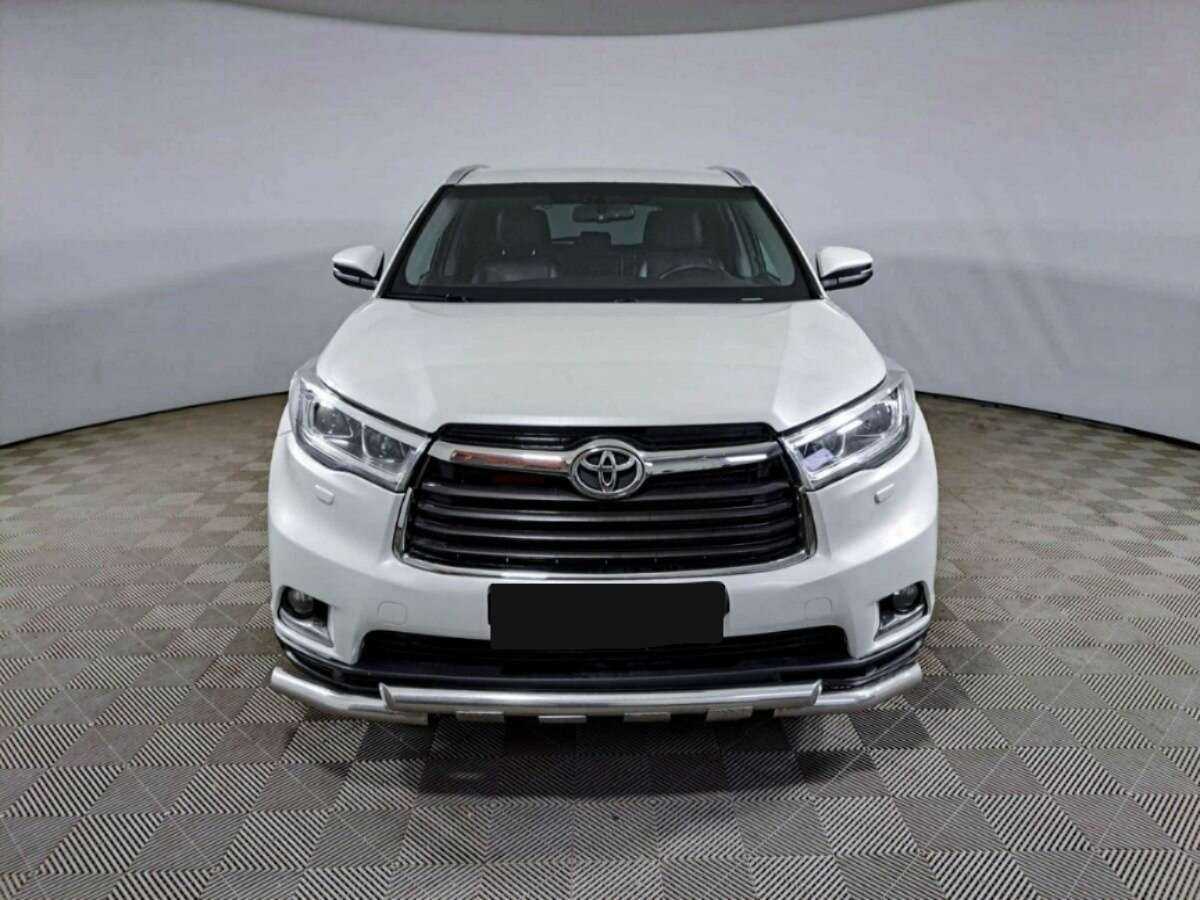 Toyota Highlander 2014 года с пробегом. Фото: #1