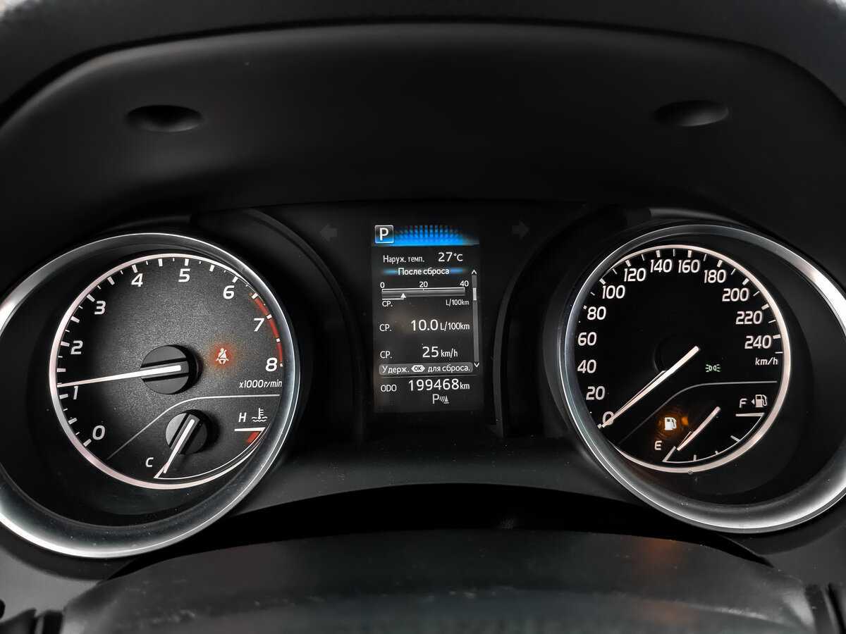 Toyota Camry 2019 года с пробегом. Фото: #11