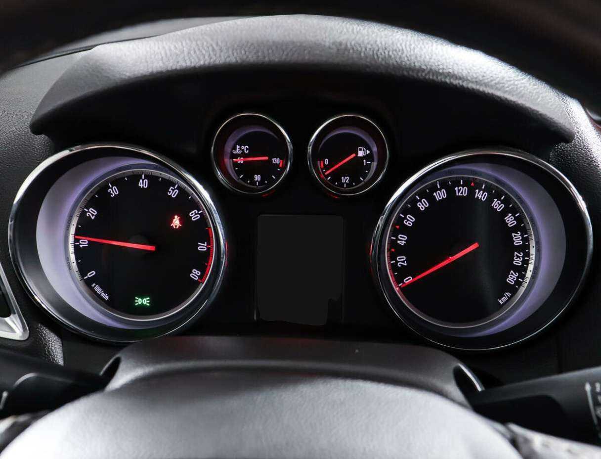 Opel Mokka 2014 года с пробегом. Фото: #13