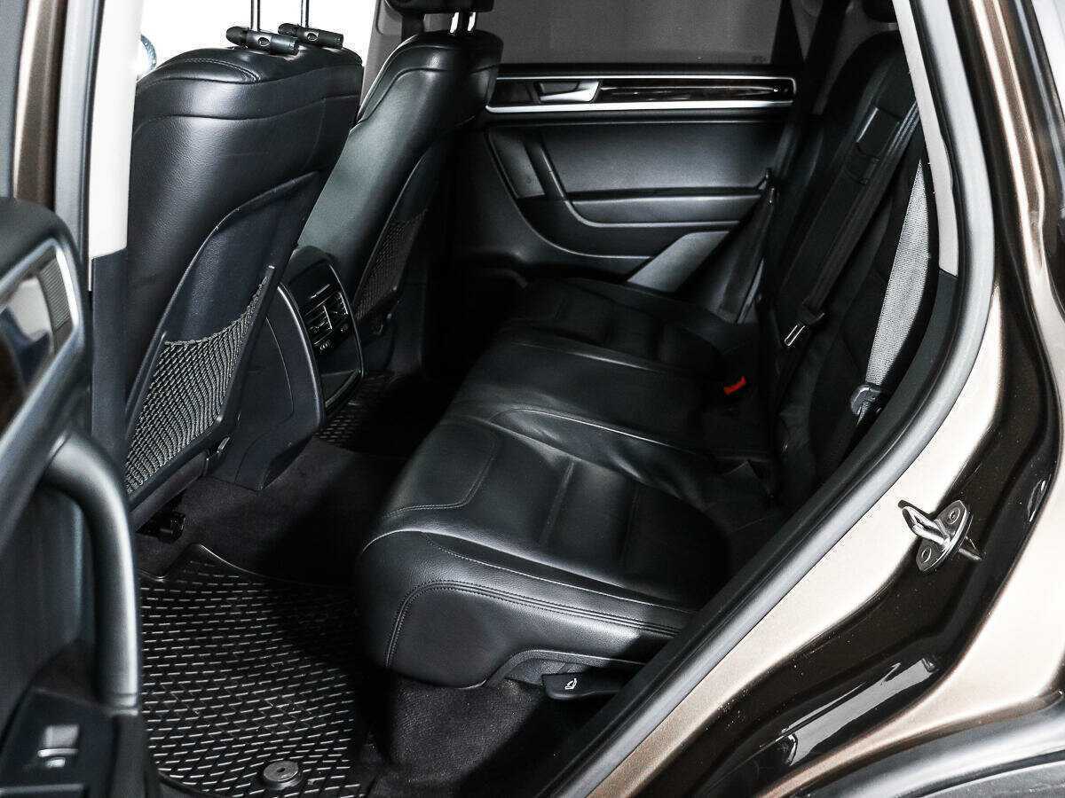 Volkswagen Touareg 2012 года с пробегом. Фото: #12