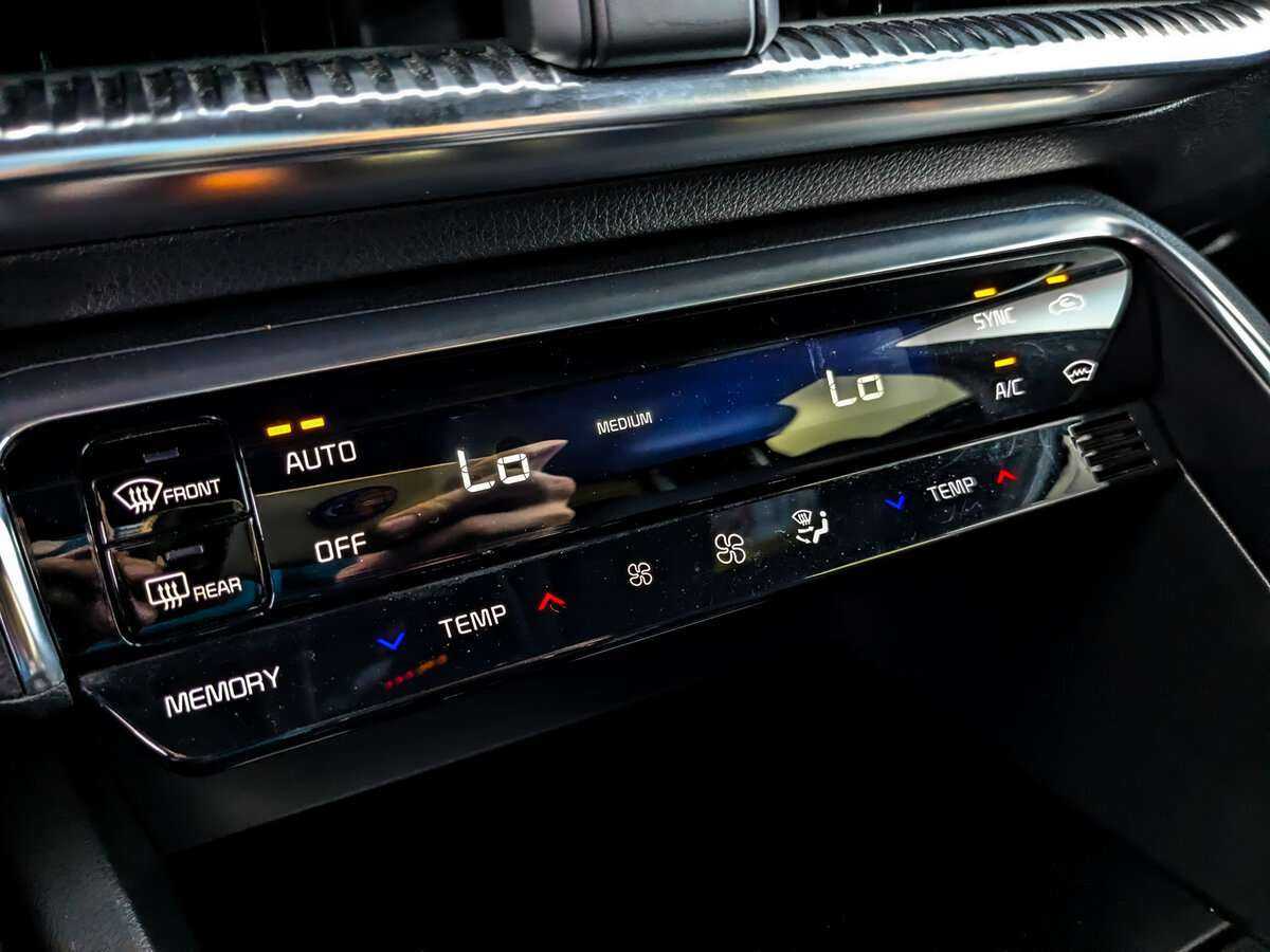 Kia K5 2021 года с пробегом. Фото: #22