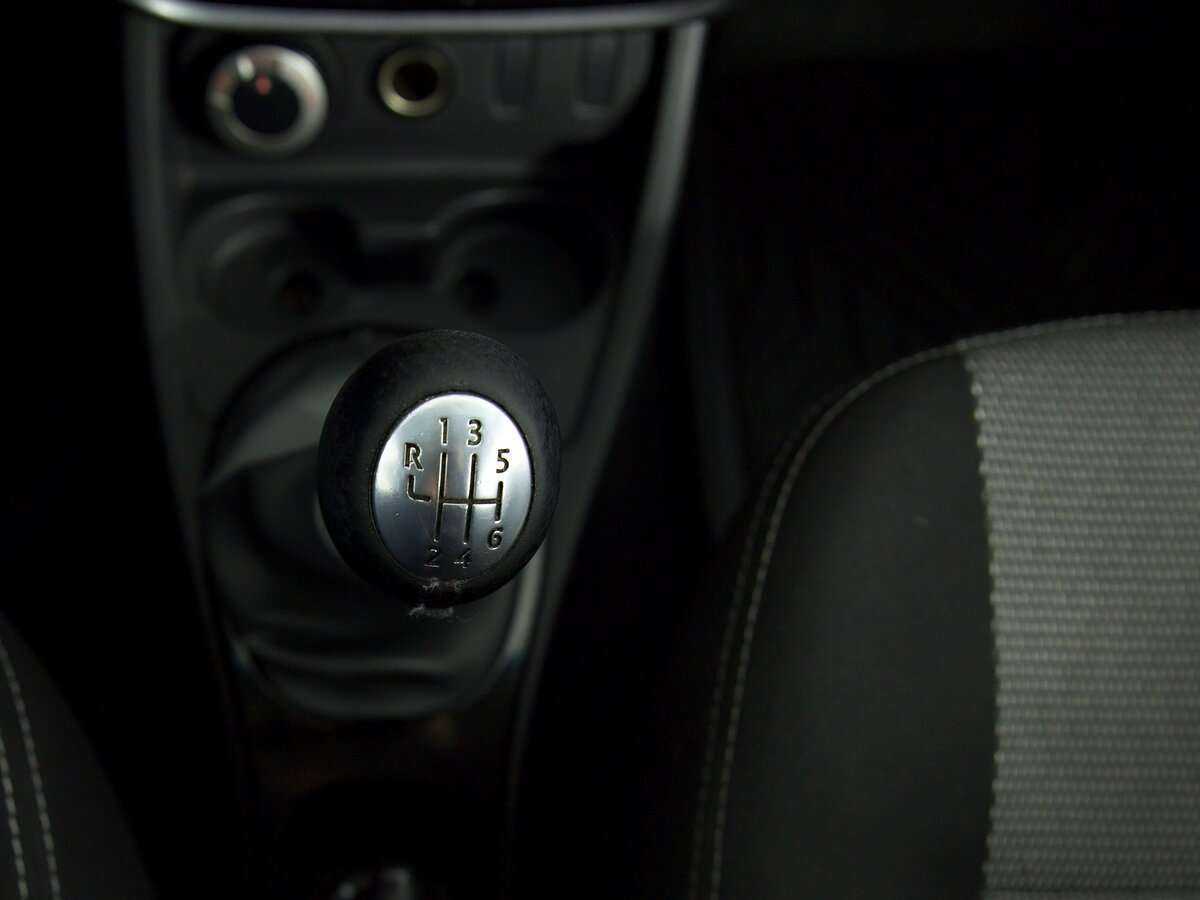 Renault Duster 2012 года с пробегом. Фото: #12