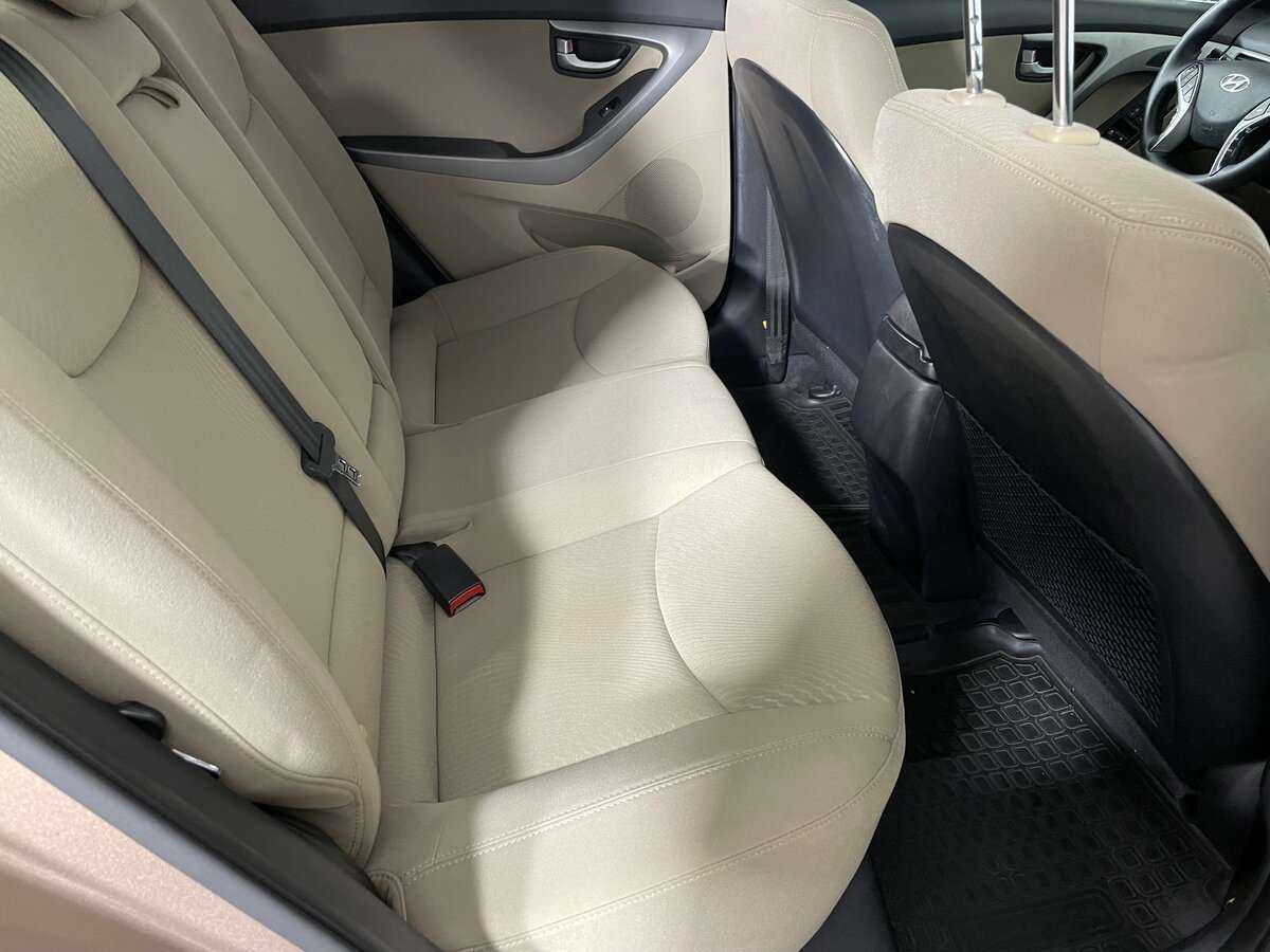 Hyundai Elantra 2014 года с пробегом. Фото: #13