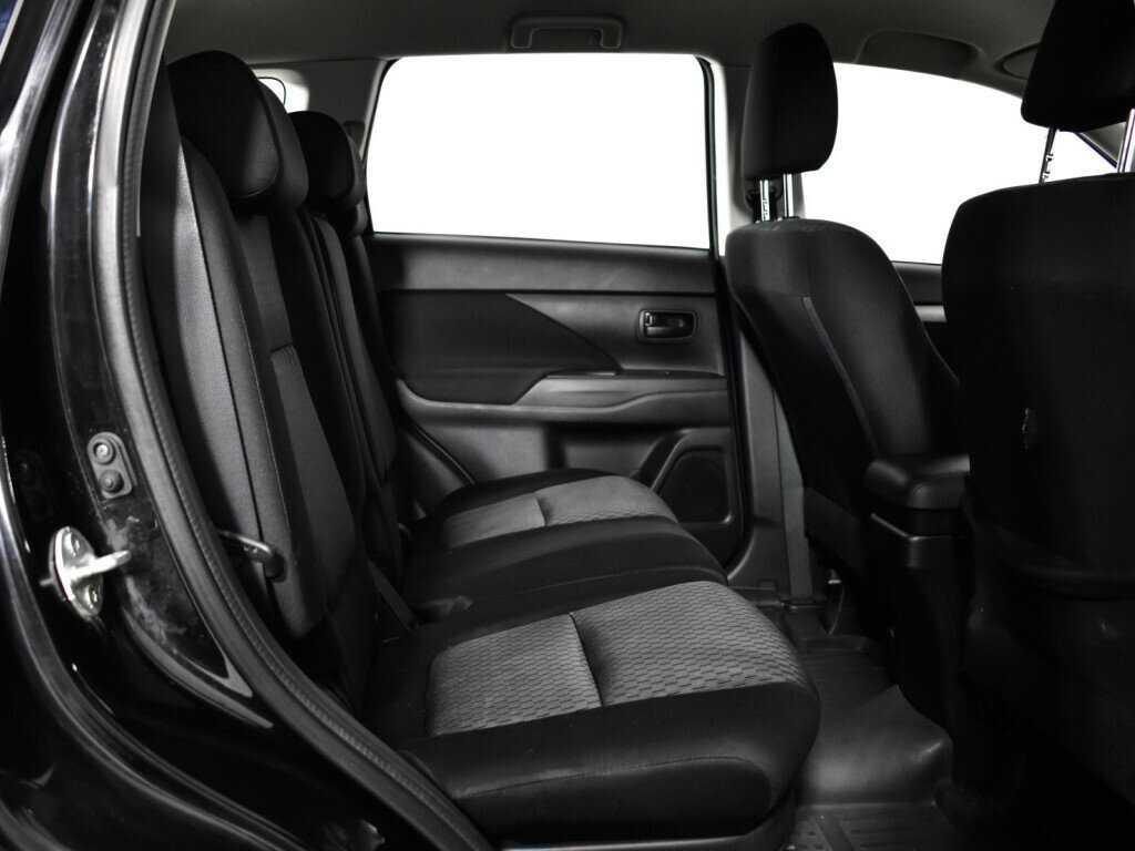 Mitsubishi Outlander 2014 года с пробегом. Фото: #9