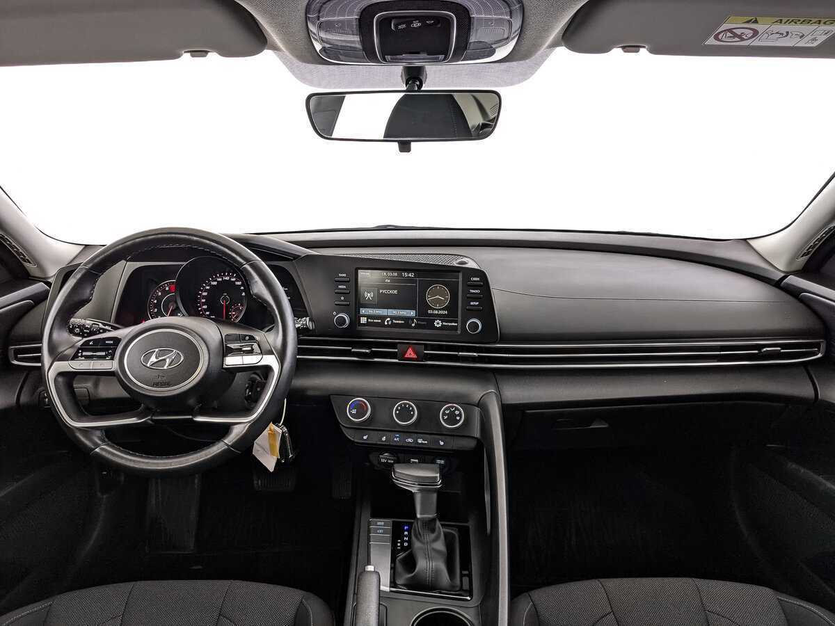 Hyundai Elantra 2022 года с пробегом. Фото: #9