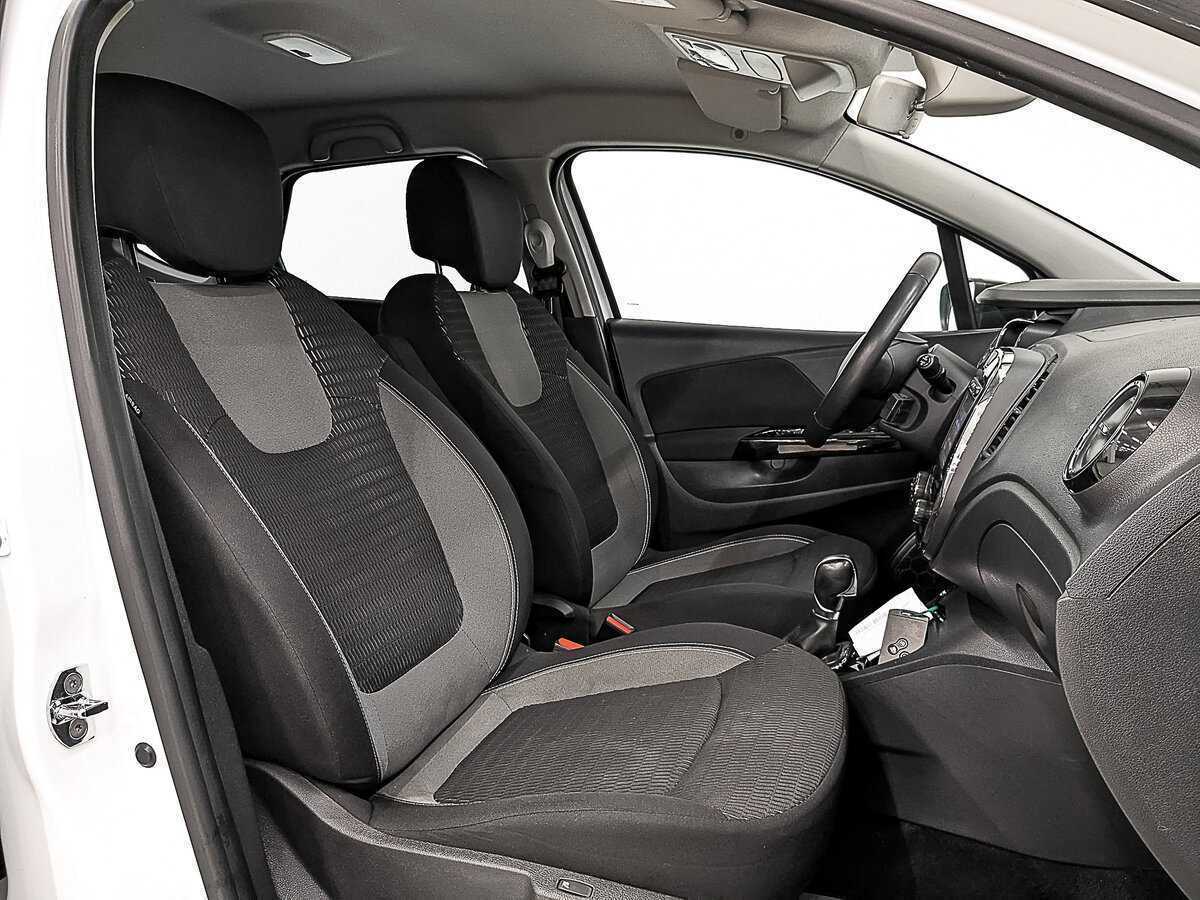 Renault Kaptur 2017 года с пробегом. Фото: #21