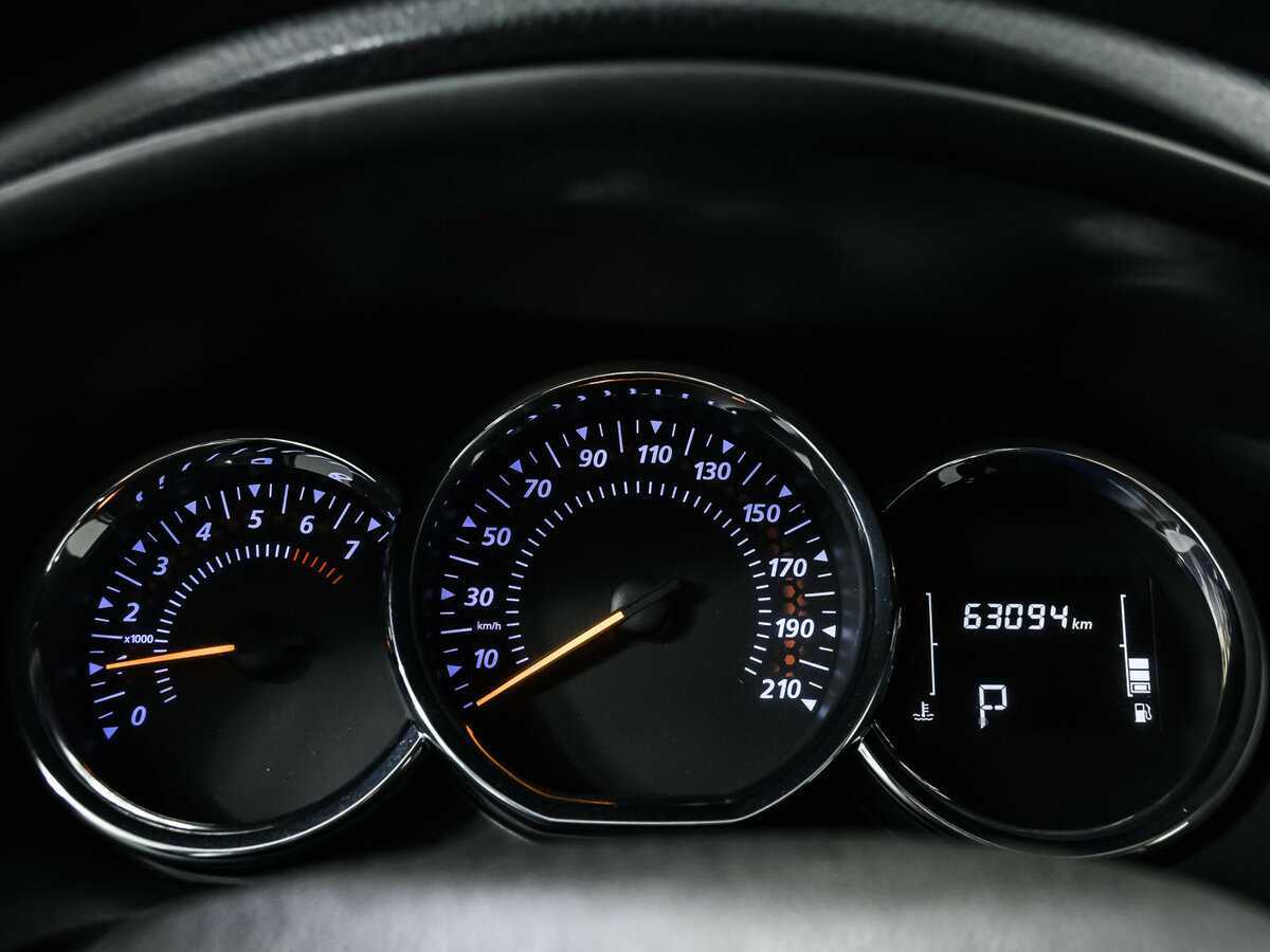 Renault Logan 2022 года с пробегом. Фото: #9