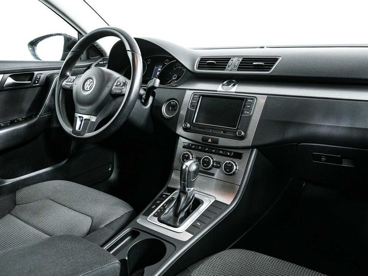 Volkswagen Passat 2013 года с пробегом. Фото: #8