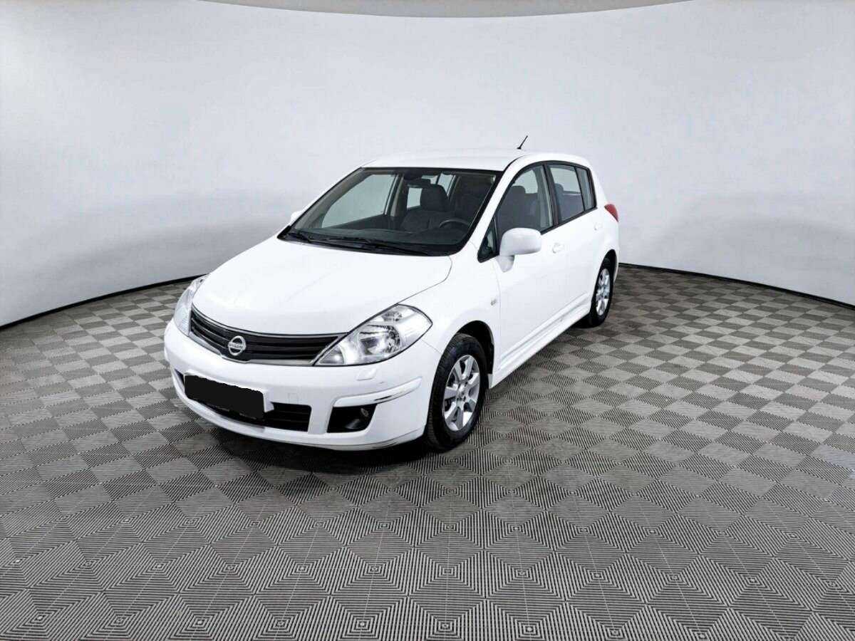 Nissan Tiida 2012 года с пробегом. Фото: #0