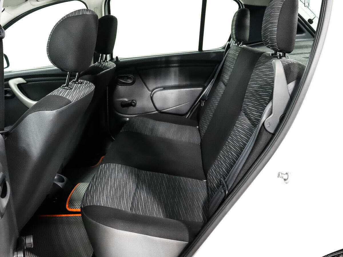 Renault Sandero 2014 года с пробегом. Фото: #9