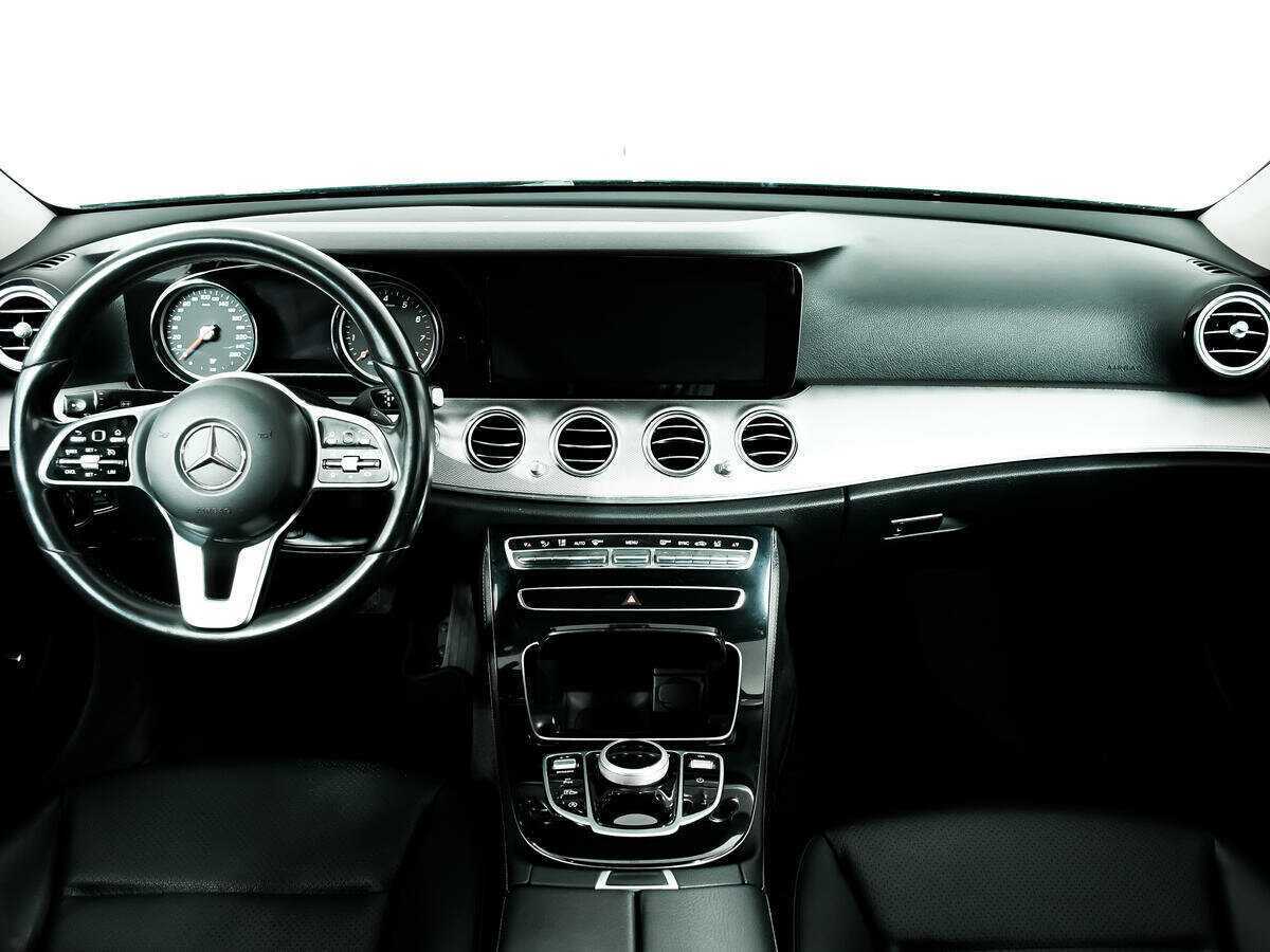 Mercedes-Benz E-Класс 2019 года с пробегом. Фото: #10