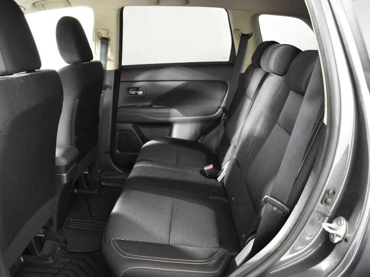 Mitsubishi Outlander 2019 года с пробегом. Фото: #17