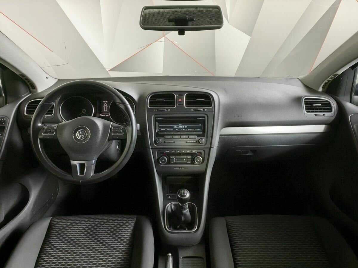 Volkswagen Golf 2012 года с пробегом. Фото: #9