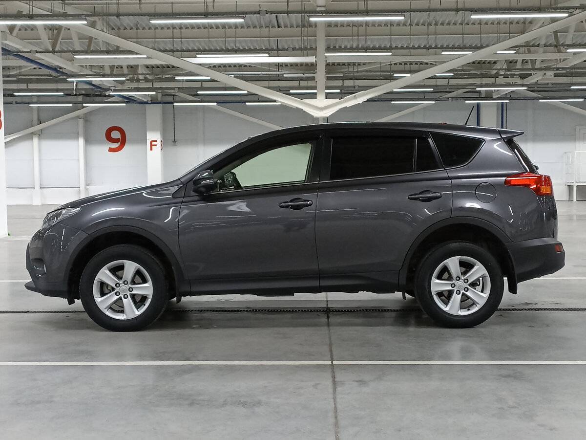 Toyota RAV4 2013 года с пробегом. Фото: #7