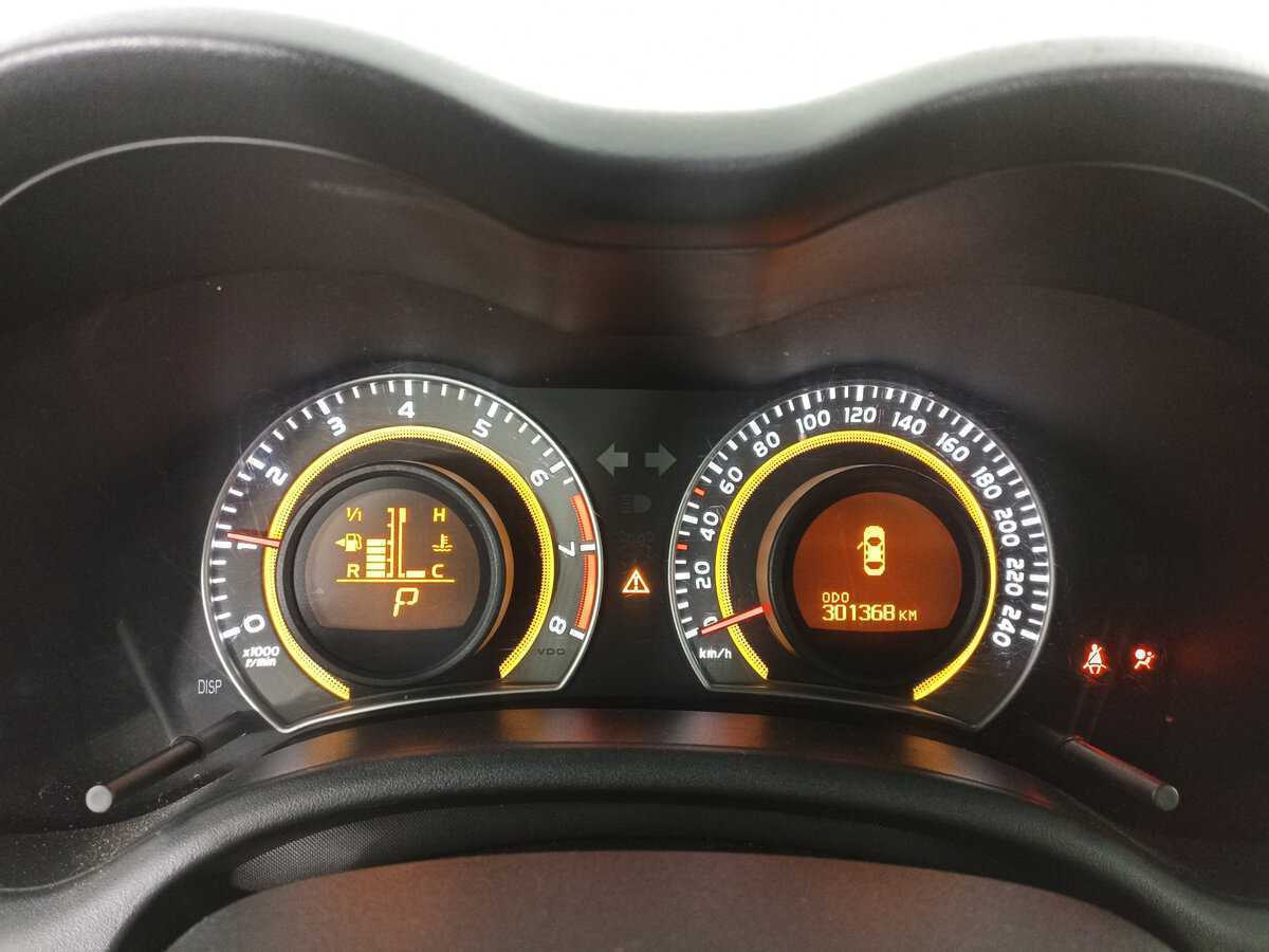 Toyota Corolla 2012 года с пробегом. Фото: #12