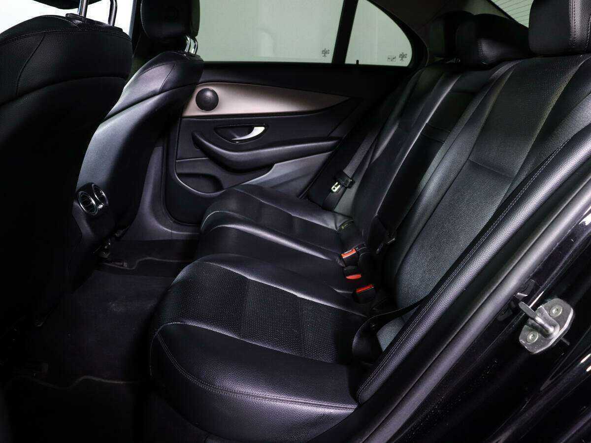 Mercedes-Benz E-Класс 2016 года с пробегом. Фото: #8