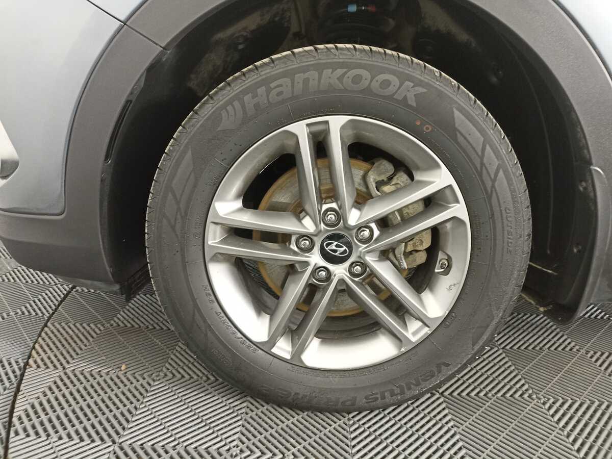 Hyundai Santa Fe 2018 года с пробегом. Фото: #17