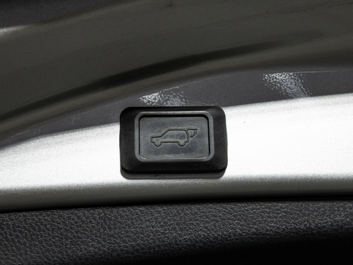 Toyota RAV4 2014 года с пробегом. Фото: #16