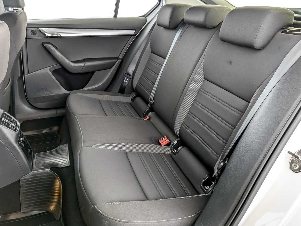 Skoda Octavia 2019 года с пробегом. Фото: #10